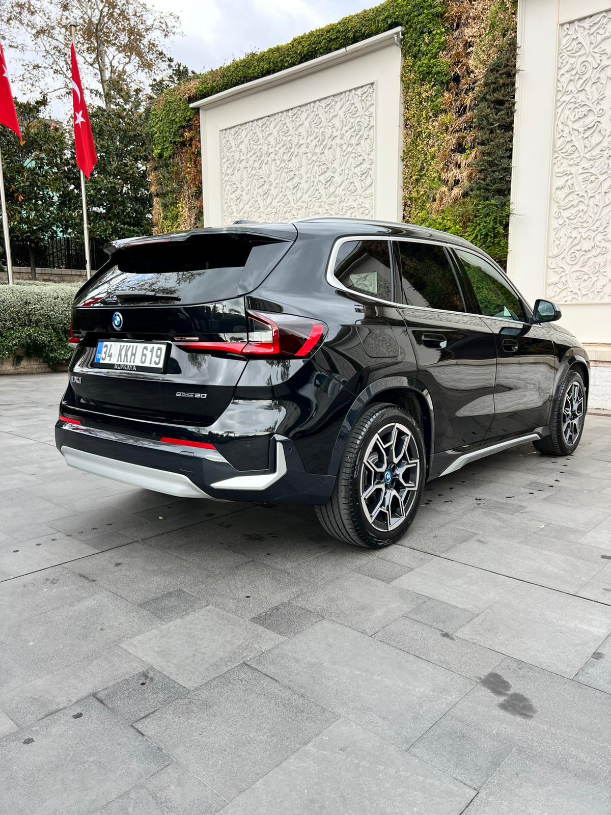 Istanbul English Guide